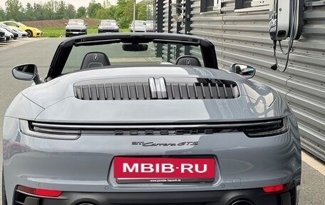 Porsche 911, 2024 год, 20 000 000 рублей, 5 фотография