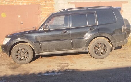 Mitsubishi Pajero IV, 2007 год, 1 550 000 рублей, 1 фотография