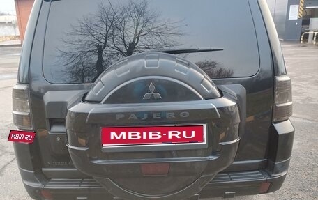 Mitsubishi Pajero IV, 2007 год, 1 550 000 рублей, 16 фотография