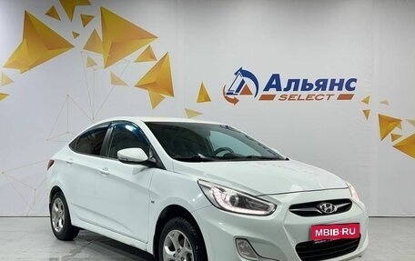 Hyundai Solaris II рестайлинг, 2013 год, 970 000 рублей, 1 фотография