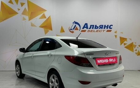 Hyundai Solaris II рестайлинг, 2013 год, 970 000 рублей, 5 фотография