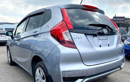 Honda Fit III, 2018 год, 1 370 000 рублей, 9 фотография