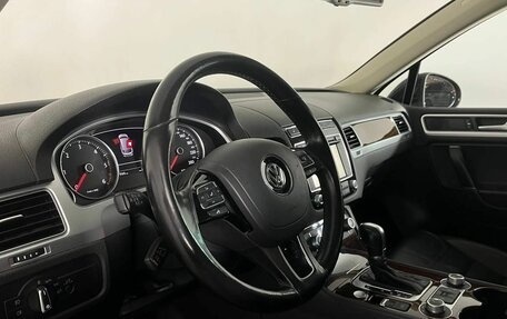 Volkswagen Touareg III, 2016 год, 3 680 000 рублей, 13 фотография