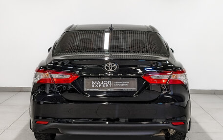 Toyota Camry, 2021 год, 2 850 000 рублей, 6 фотография