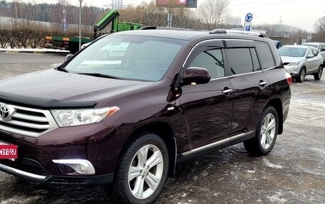 Toyota Highlander III, 2011 год, 2 150 000 рублей, 1 фотография