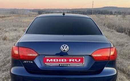 Volkswagen Jetta VI, 2014 год, 990 000 рублей, 4 фотография