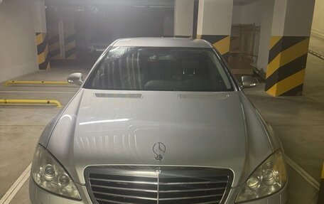 Mercedes-Benz S-Класс, 2008 год, 1 580 000 рублей, 1 фотография