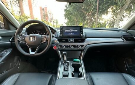 Honda Accord IX рестайлинг, 2020 год, 2 390 000 рублей, 8 фотография