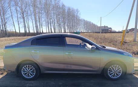 KIA Rio IV, 2021 год, 1 850 000 рублей, 1 фотография