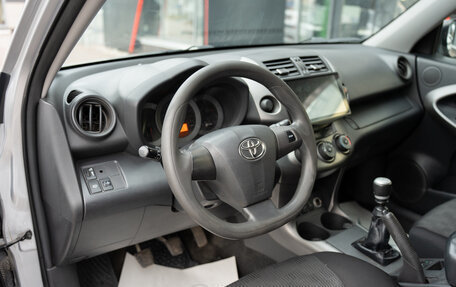 Toyota RAV4, 2010 год, 1 381 000 рублей, 21 фотография