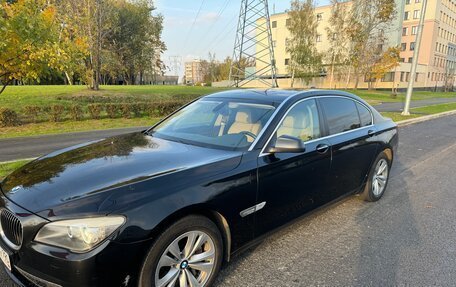 BMW 7 серия, 2012 год, 1 950 000 рублей, 2 фотография