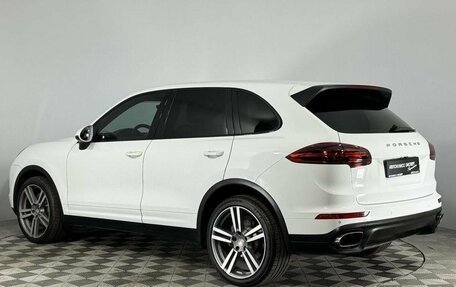 Porsche Cayenne III, 2015 год, 3 857 000 рублей, 7 фотография