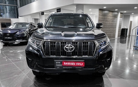 Toyota Land Cruiser Prado 150 рестайлинг 2, 2020 год, 7 329 000 рублей, 6 фотография