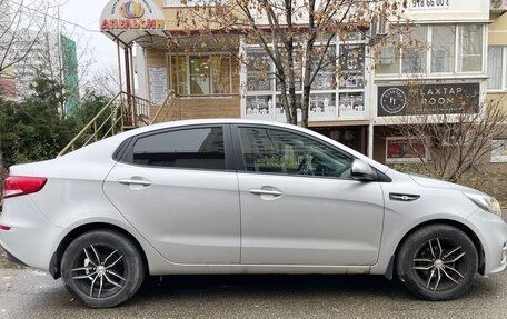 KIA Rio III рестайлинг, 2017 год, 1 400 041 рублей, 4 фотография