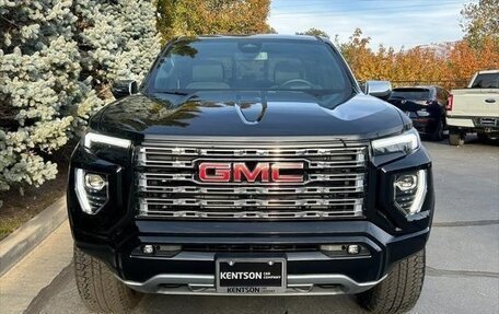 GMC Canyon, 2023 год, 8 417 000 рублей, 2 фотография