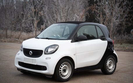 Smart Fortwo III, 2017 год, 900 000 рублей, 1 фотография