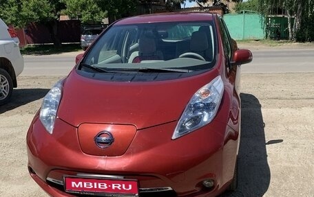 Nissan Leaf I, 2011 год, 1 250 000 рублей, 1 фотография