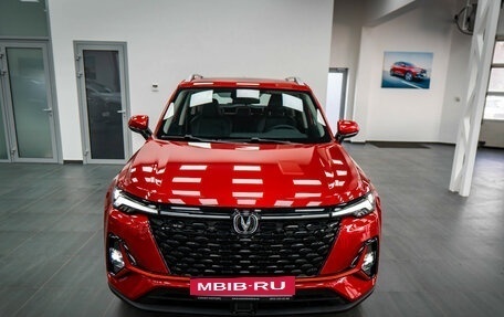 Changan CS35PLUS, 2024 год, 2 599 900 рублей, 3 фотография