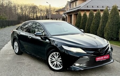 Toyota Camry, 2018 год, 3 120 000 рублей, 1 фотография