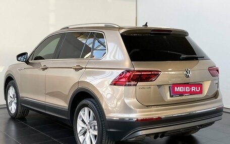 Volkswagen Tiguan II, 2017 год, 2 780 000 рублей, 4 фотография