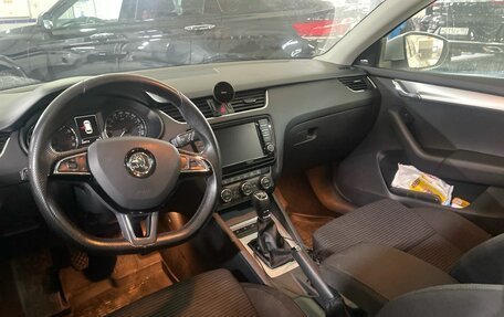 Skoda Octavia, 2015 год, 1 350 000 рублей, 8 фотография