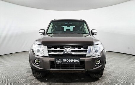 Mitsubishi Pajero IV, 2013 год, 2 559 900 рублей, 2 фотография