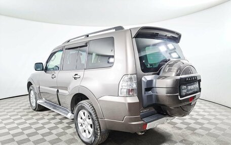 Mitsubishi Pajero IV, 2013 год, 2 559 900 рублей, 7 фотография