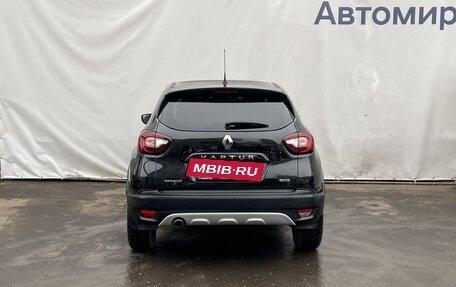 Renault Kaptur I рестайлинг, 2017 год, 1 490 000 рублей, 6 фотография