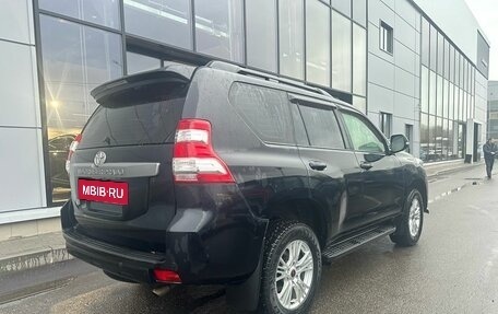 Toyota Land Cruiser Prado 150 рестайлинг 2, 2014 год, 3 699 000 рублей, 3 фотография