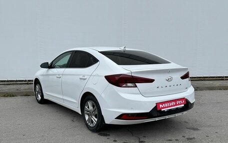 Hyundai Elantra VI рестайлинг, 2019 год, 2 085 000 рублей, 4 фотография