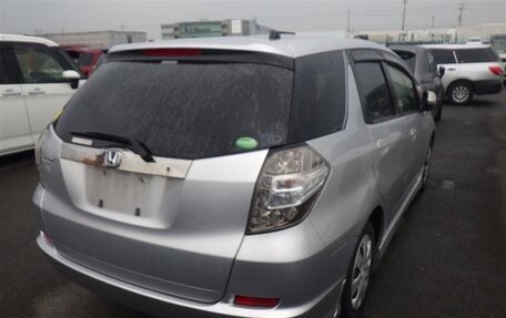 Honda Fit Shuttle I рестайлинг, 2013 год, 930 000 рублей, 3 фотография