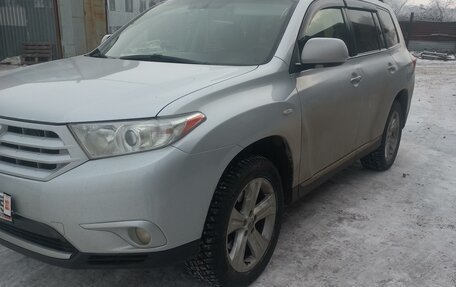 Toyota Highlander III, 2013 год, 2 000 000 рублей, 14 фотография