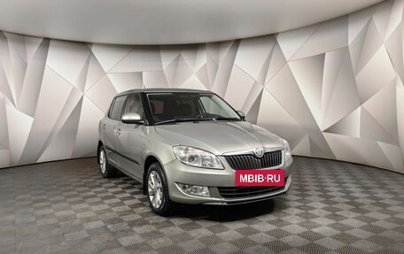 Skoda Fabia II, 2011 год, 899 000 рублей, 3 фотография