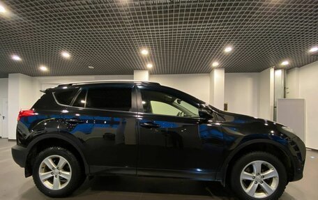 Toyota RAV4, 2014 год, 2 300 000 рублей, 2 фотография