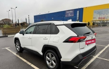 Toyota RAV4, 2019 год, 3 899 000 рублей, 6 фотография