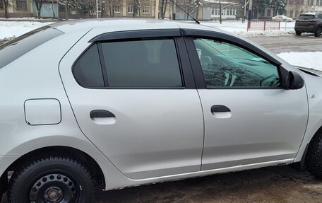 Renault Logan II, 2017 год, 750 000 рублей, 1 фотография