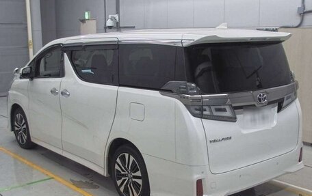 Toyota Vellfire II, 2021 год, 4 870 000 рублей, 3 фотография