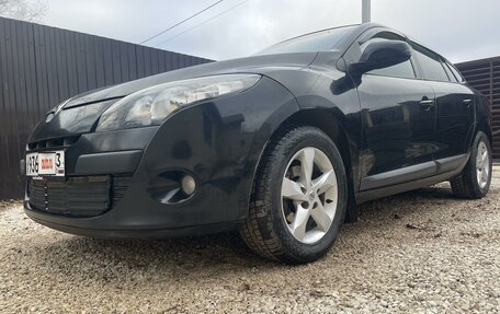 Renault Megane III, 2010 год, 670 000 рублей, 2 фотография