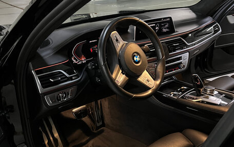 BMW 7 серия, 2019 год, 10 900 000 рублей, 12 фотография