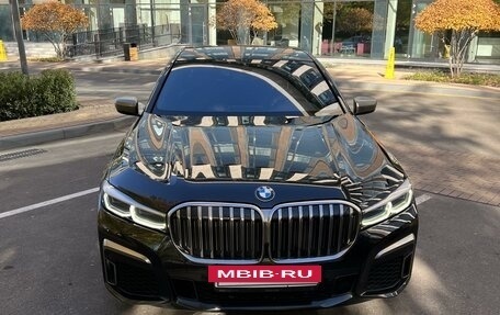 BMW 7 серия, 2019 год, 10 900 000 рублей, 23 фотография