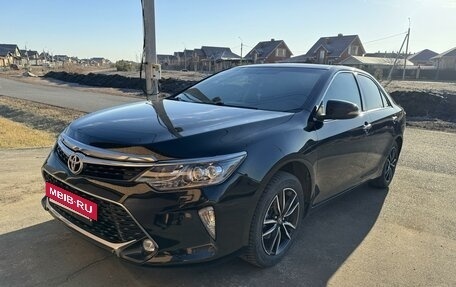 Toyota Camry, 2017 год, 2 480 000 рублей, 13 фотография