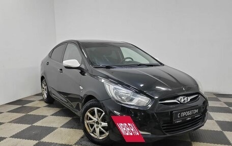 Hyundai Solaris II рестайлинг, 2011 год, 820 000 рублей, 3 фотография