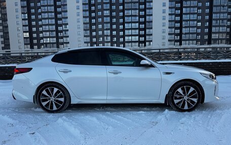 KIA Optima IV, 2017 год, 2 200 000 рублей, 6 фотография