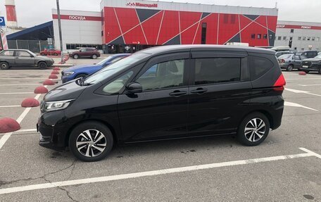 Honda Freed II, 2018 год, 1 880 000 рублей, 13 фотография