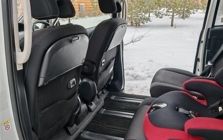 Nissan Serena IV, 2018 год, 2 250 000 рублей, 9 фотография