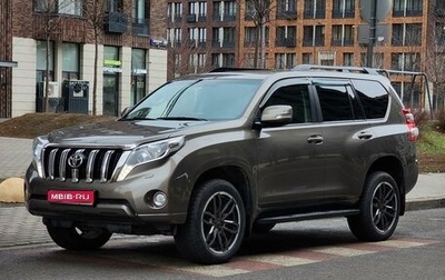 Toyota Land Cruiser Prado 150 рестайлинг 2, 2015 год, 3 800 000 рублей, 1 фотография