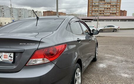 Hyundai Solaris II рестайлинг, 2011 год, 715 000 рублей, 18 фотография