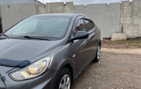 Hyundai Solaris II рестайлинг, 2011 год, 715 000 рублей, 17 фотография