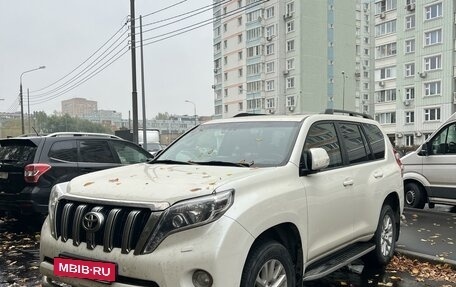 Toyota Land Cruiser Prado 150 рестайлинг 2, 2015 год, 4 400 000 рублей, 2 фотография