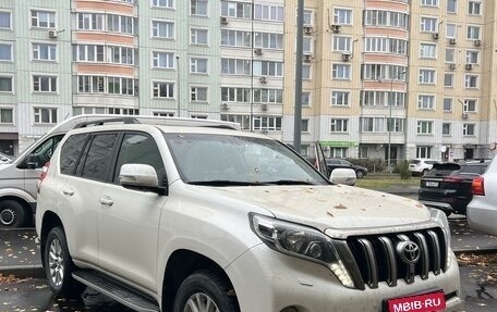 Toyota Land Cruiser Prado 150 рестайлинг 2, 2015 год, 4 400 000 рублей, 3 фотография